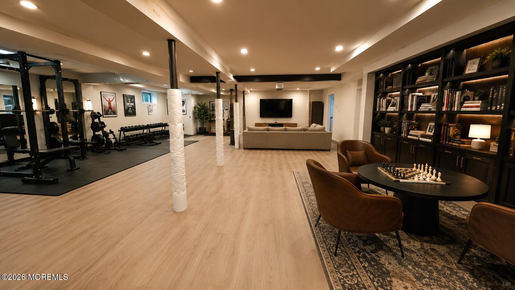 2 Hop Brook Lane