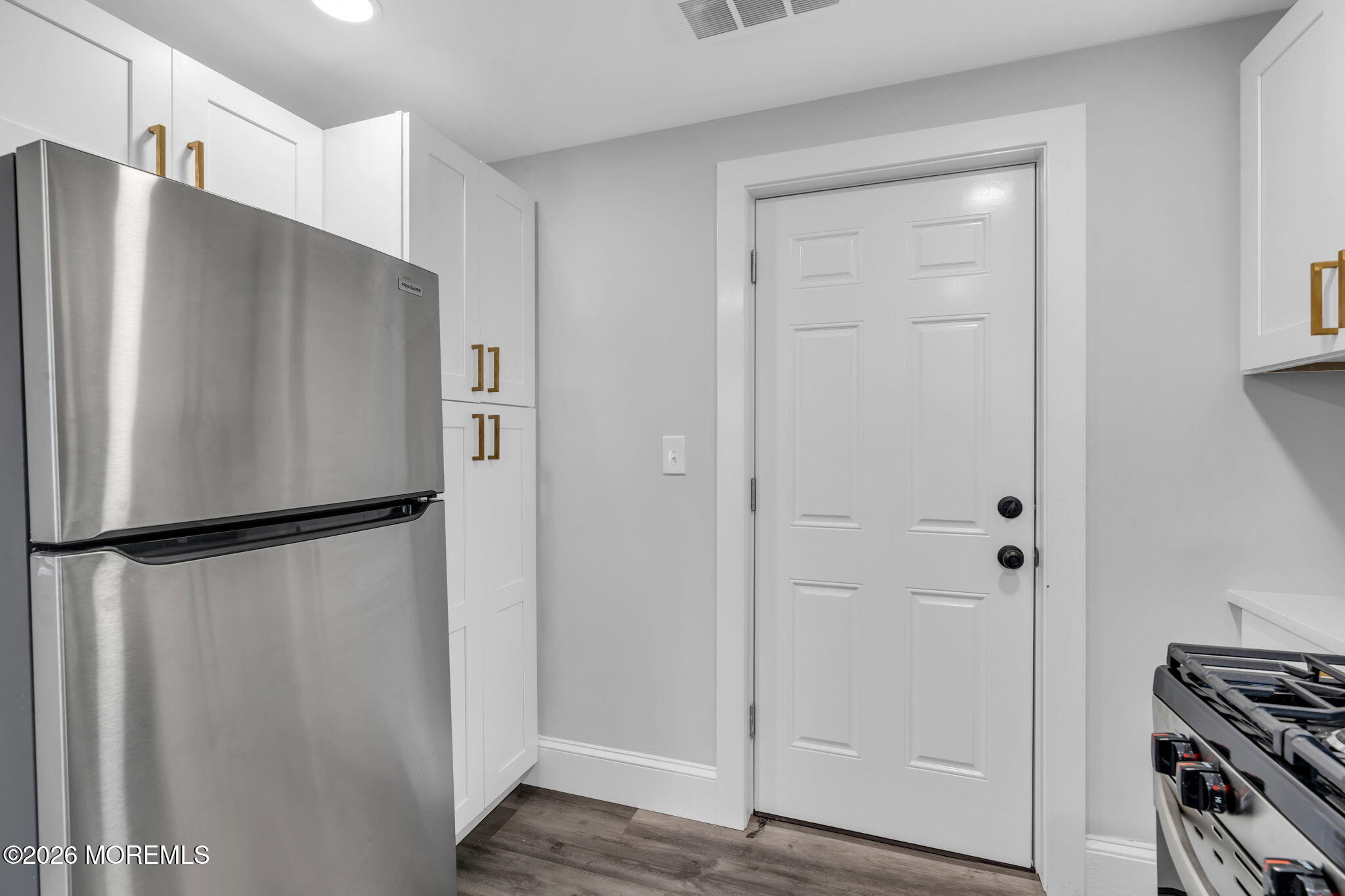 209 Atkins Avenue 2nd Floor