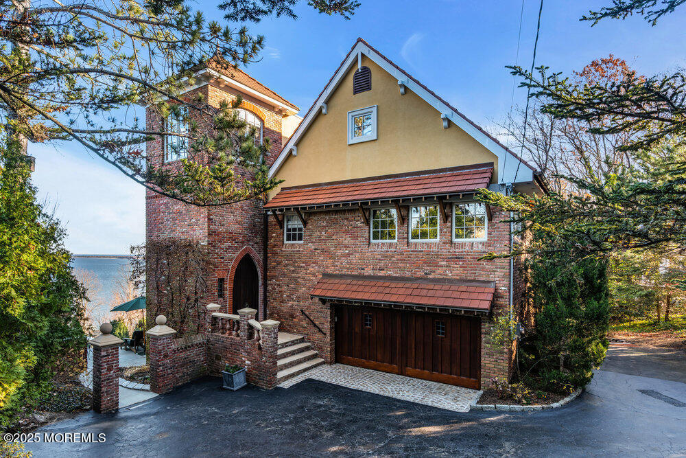 18 Belvidere Road