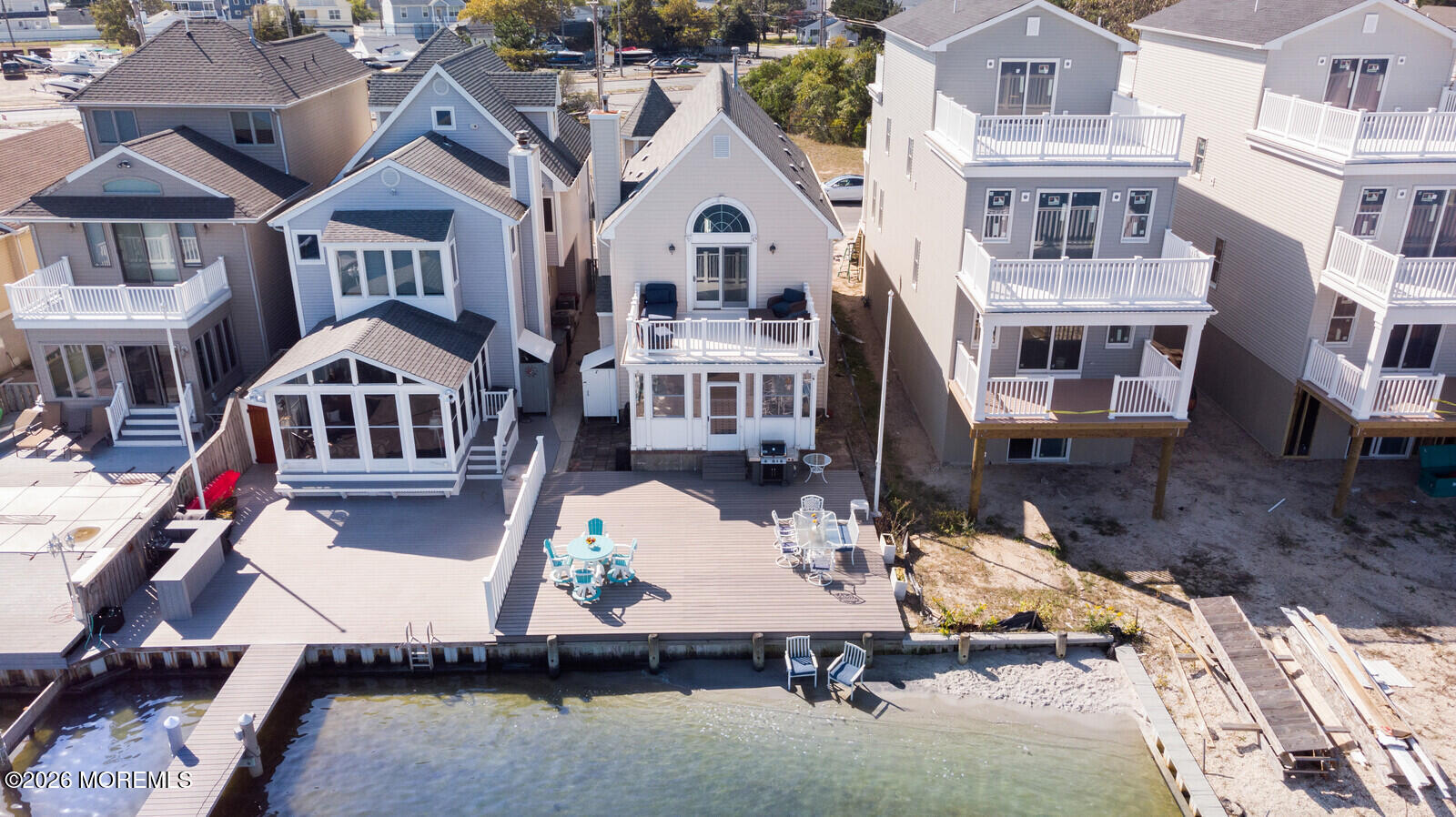 116 Sunset Drive N