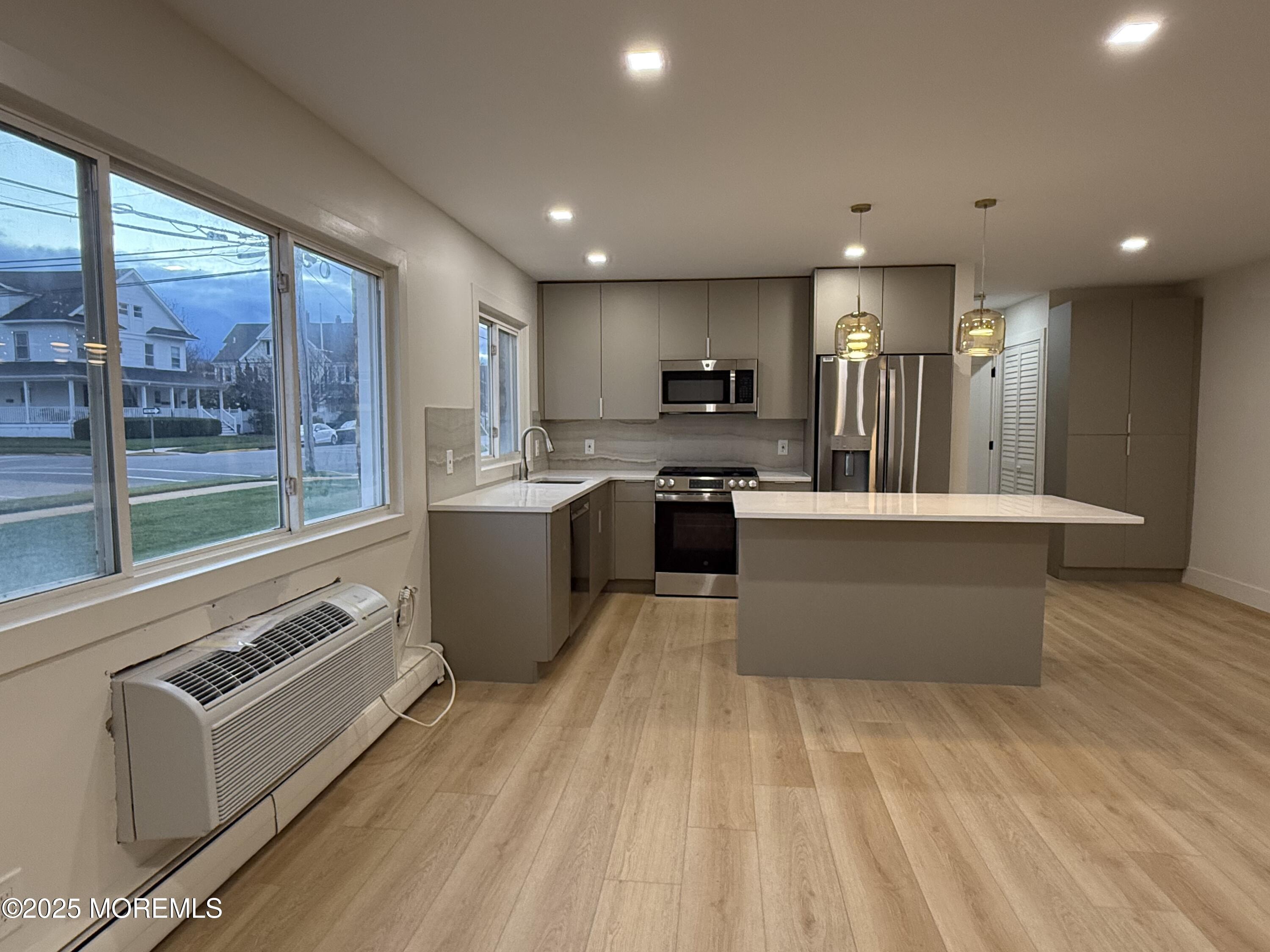 1 Ocean Avenue 60
