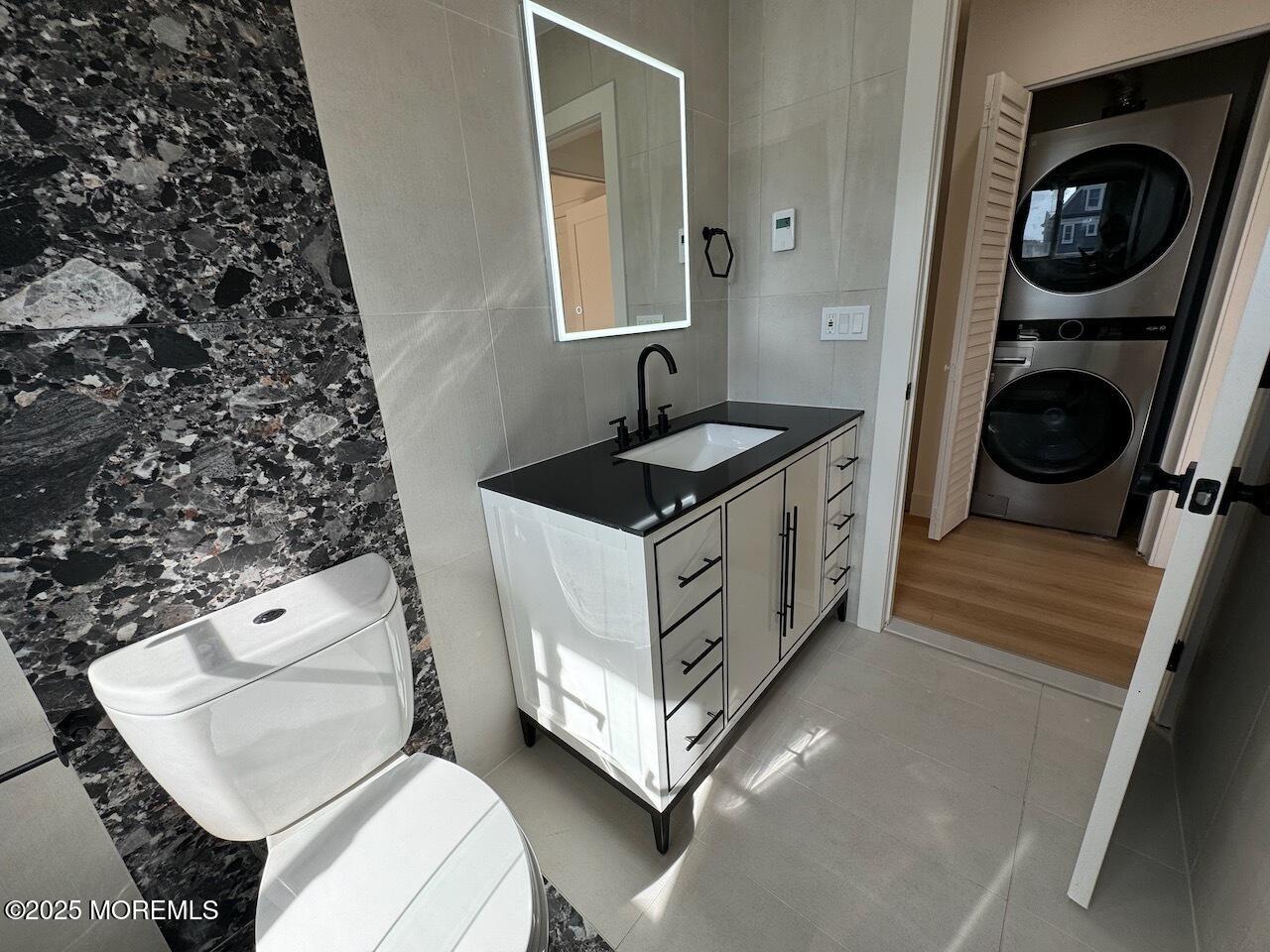 1 Ocean Avenue 60