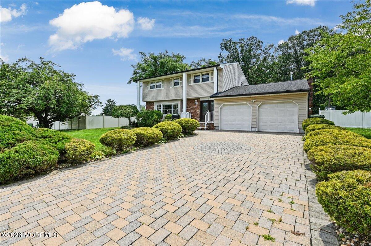 8 Dusko Drive