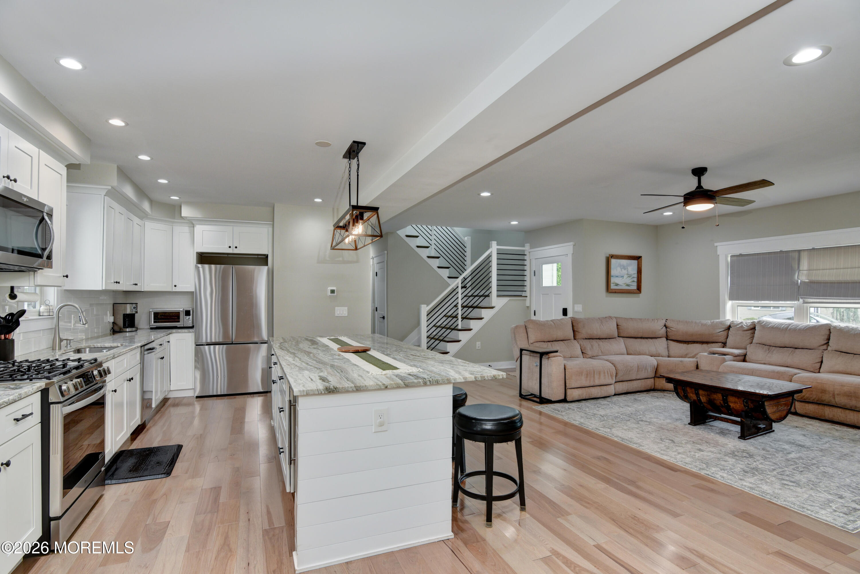 2515 Honeysuckle Lane