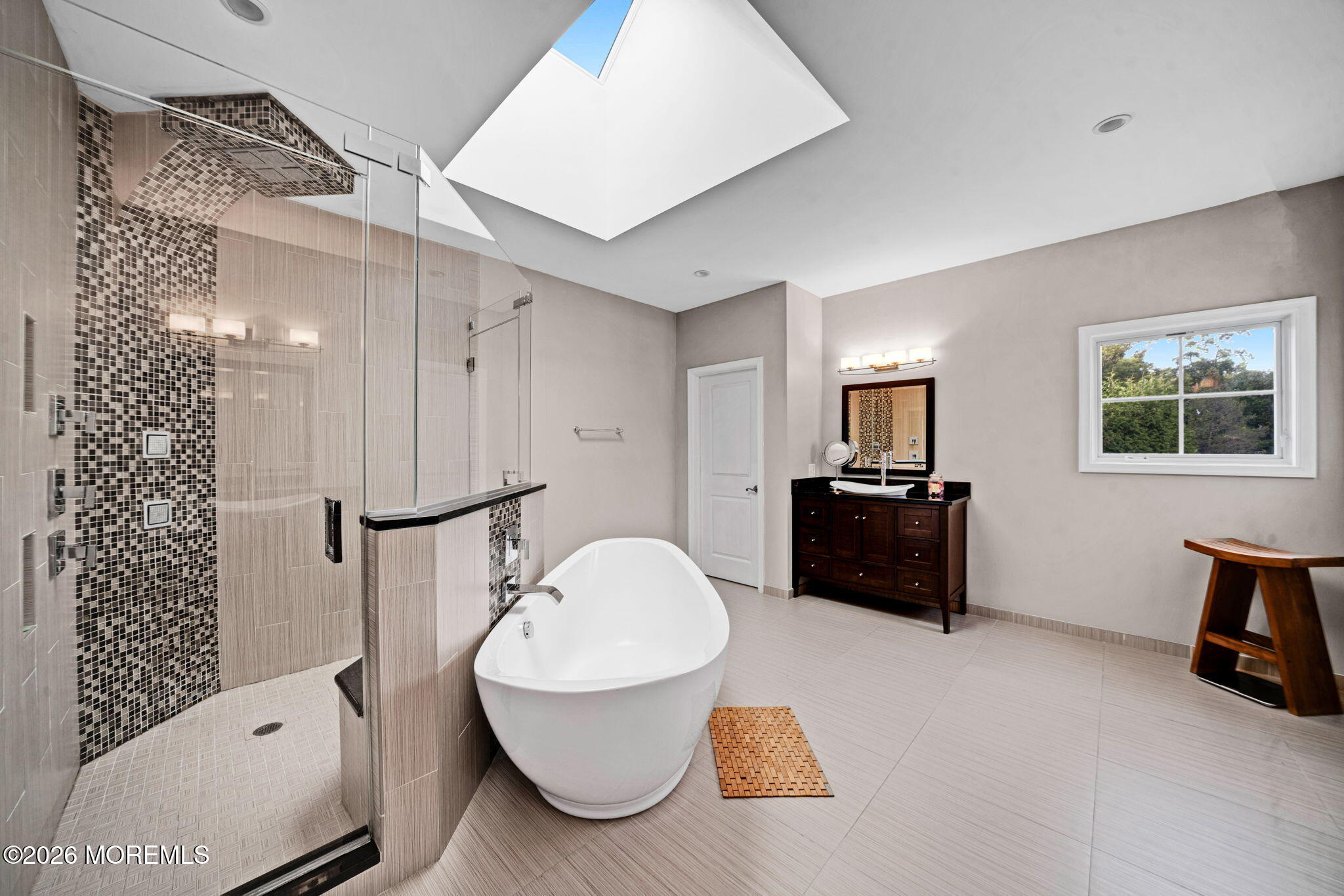 2 Hop Brook Lane