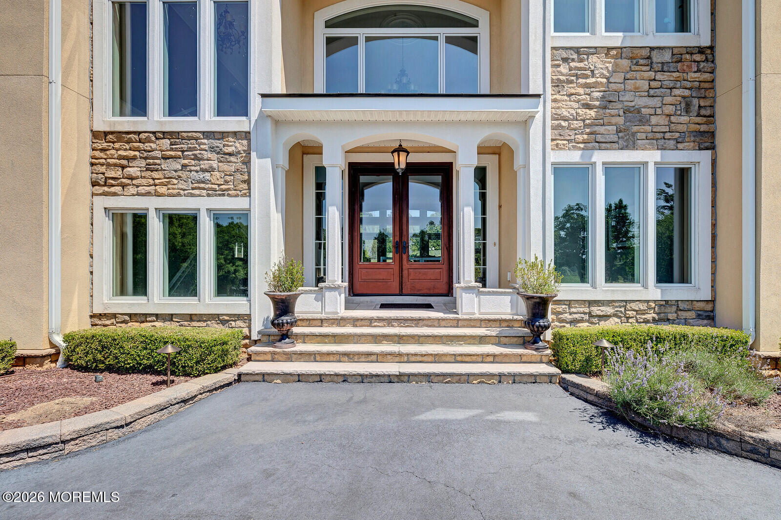 2 Hop Brook Lane