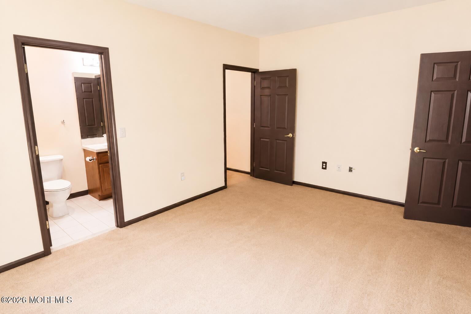 526 Saint Andrews Place