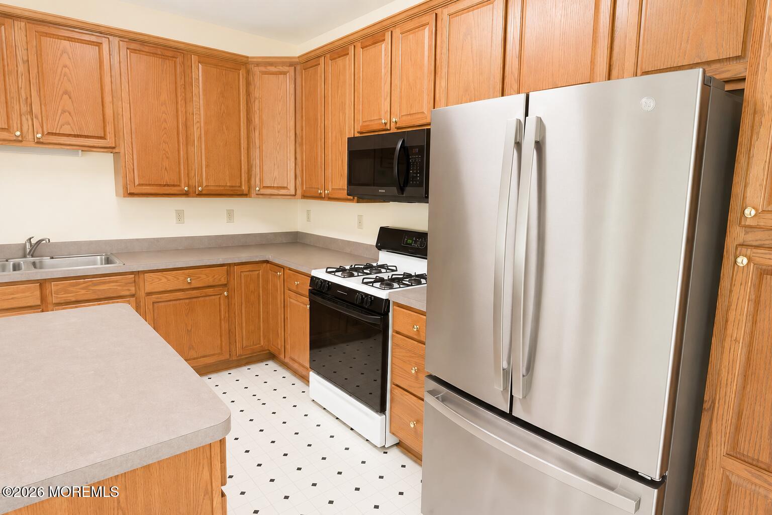 526 Saint Andrews Place