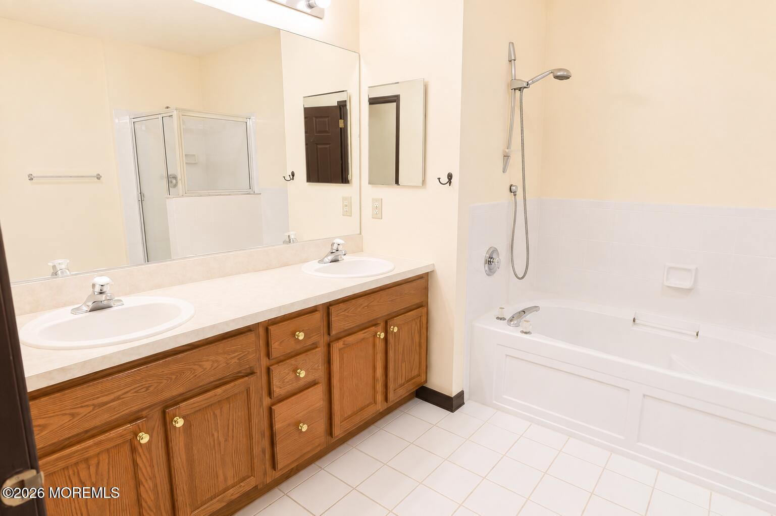 526 Saint Andrews Place