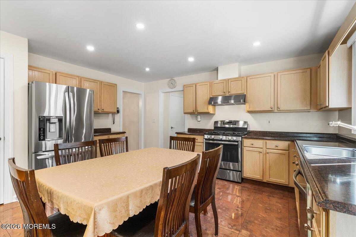 25 Ryan Road