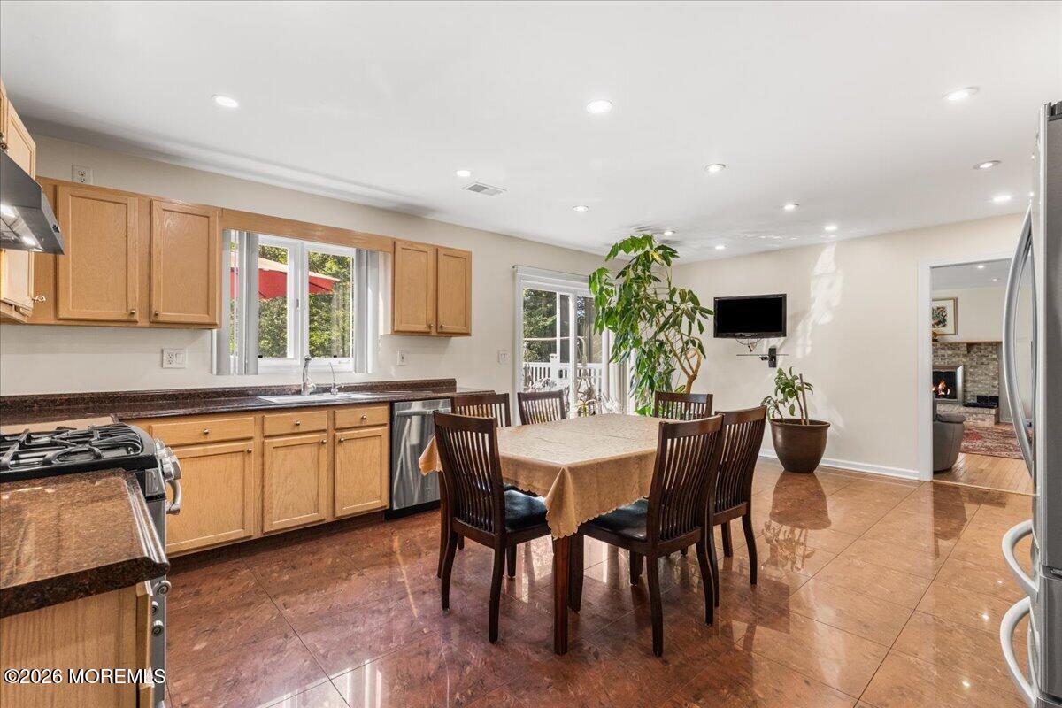 25 Ryan Road