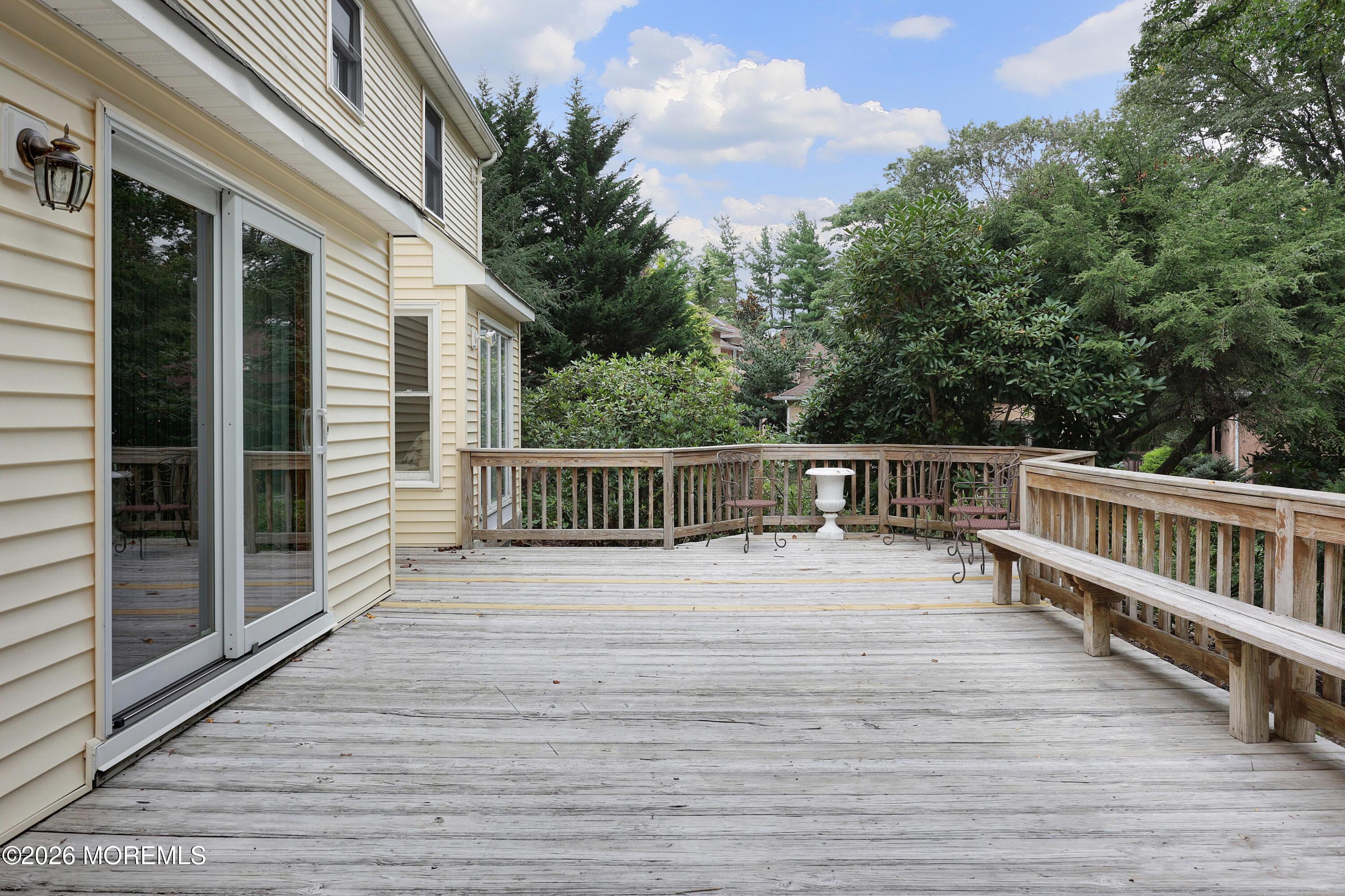 18 Seven Oaks Drive