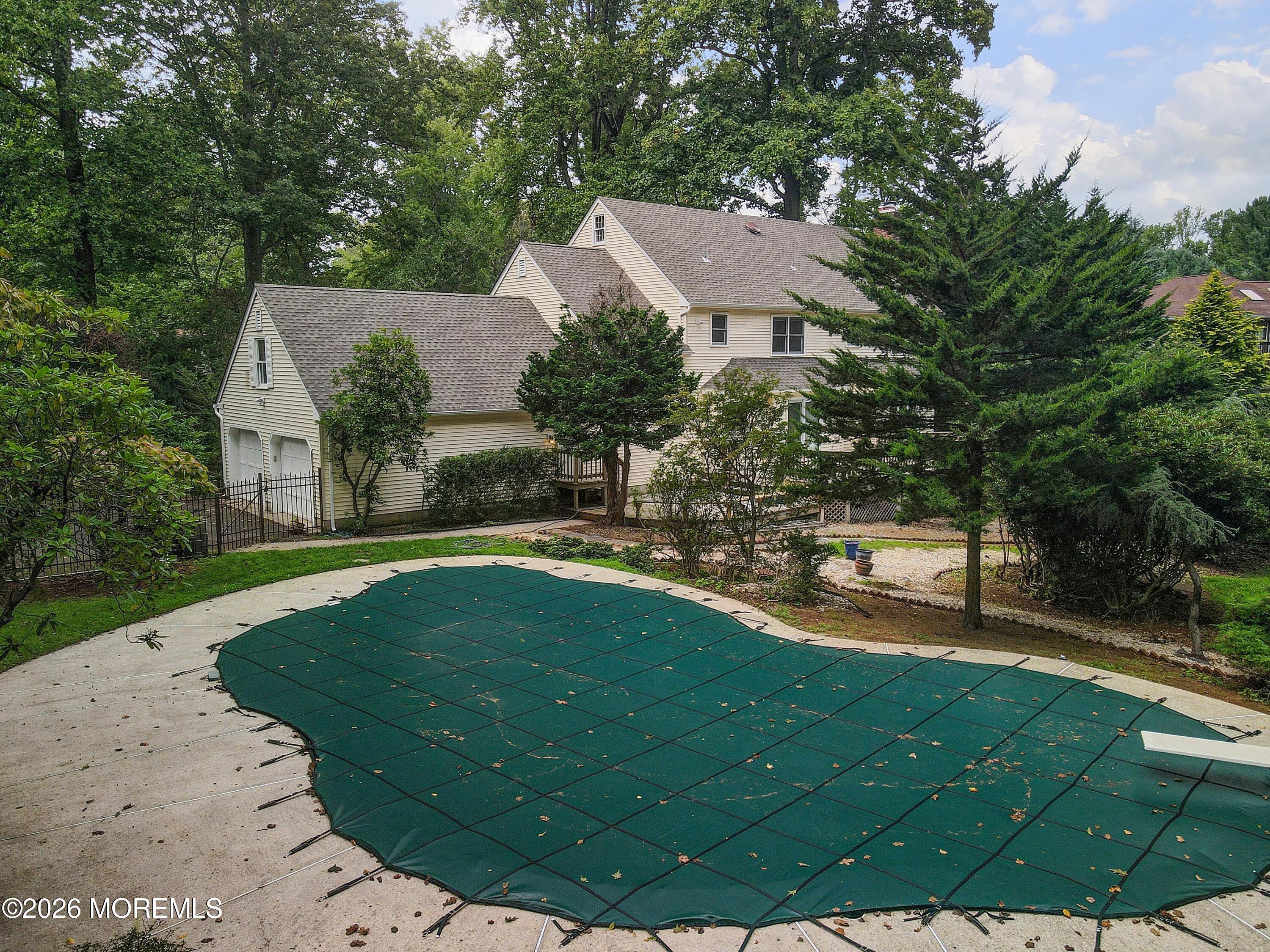 18 Seven Oaks Drive