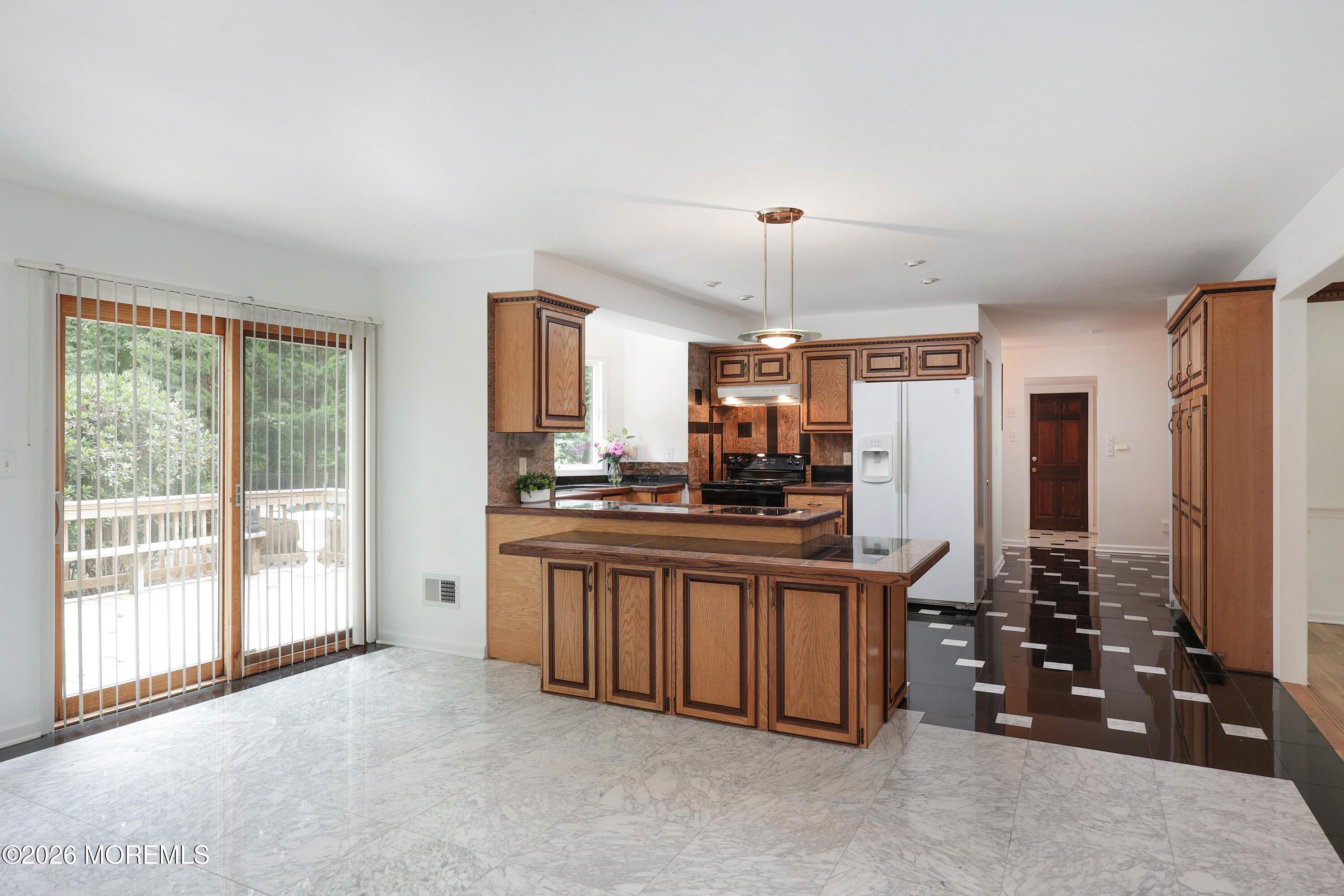 18 Seven Oaks Drive