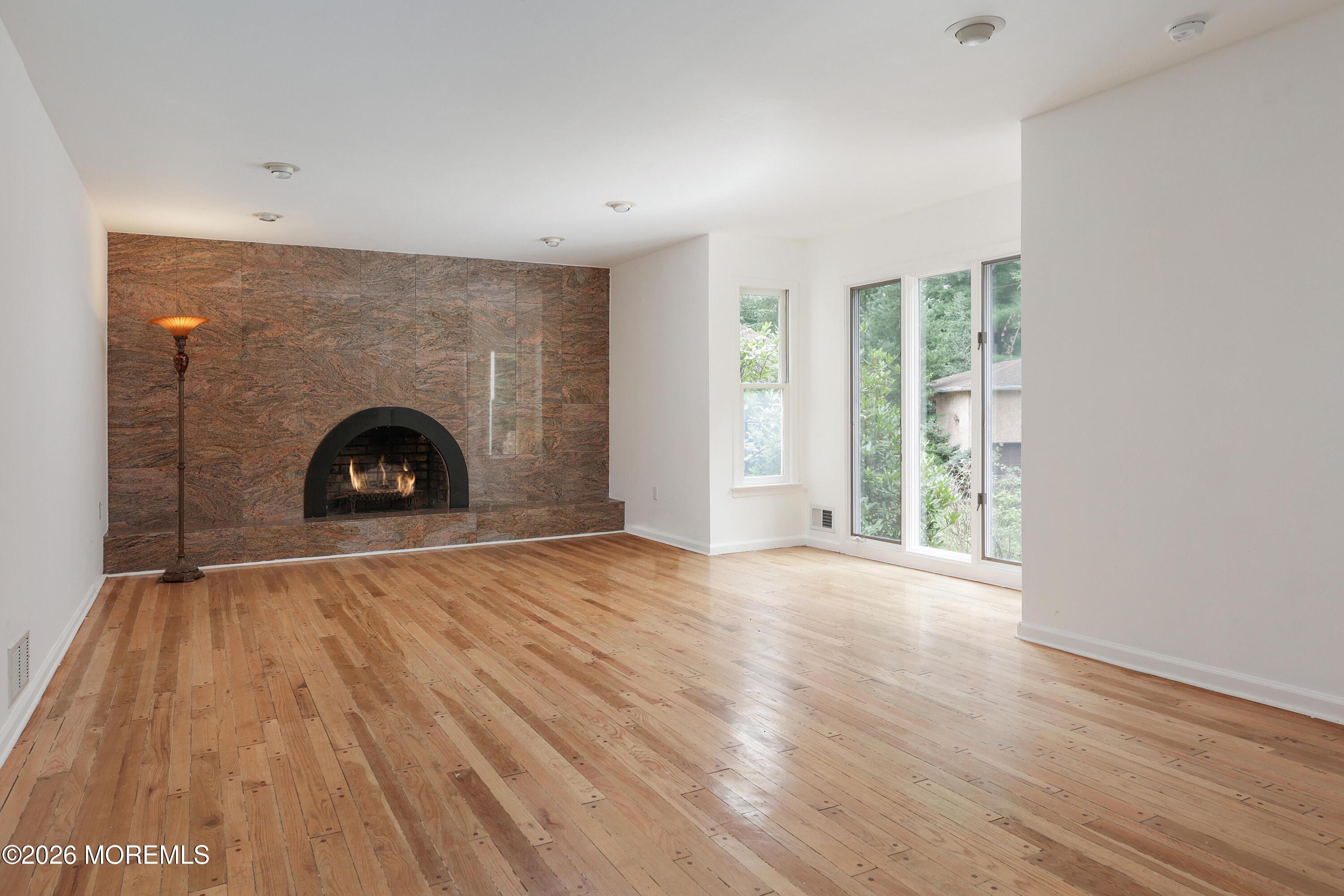 18 Seven Oaks Drive