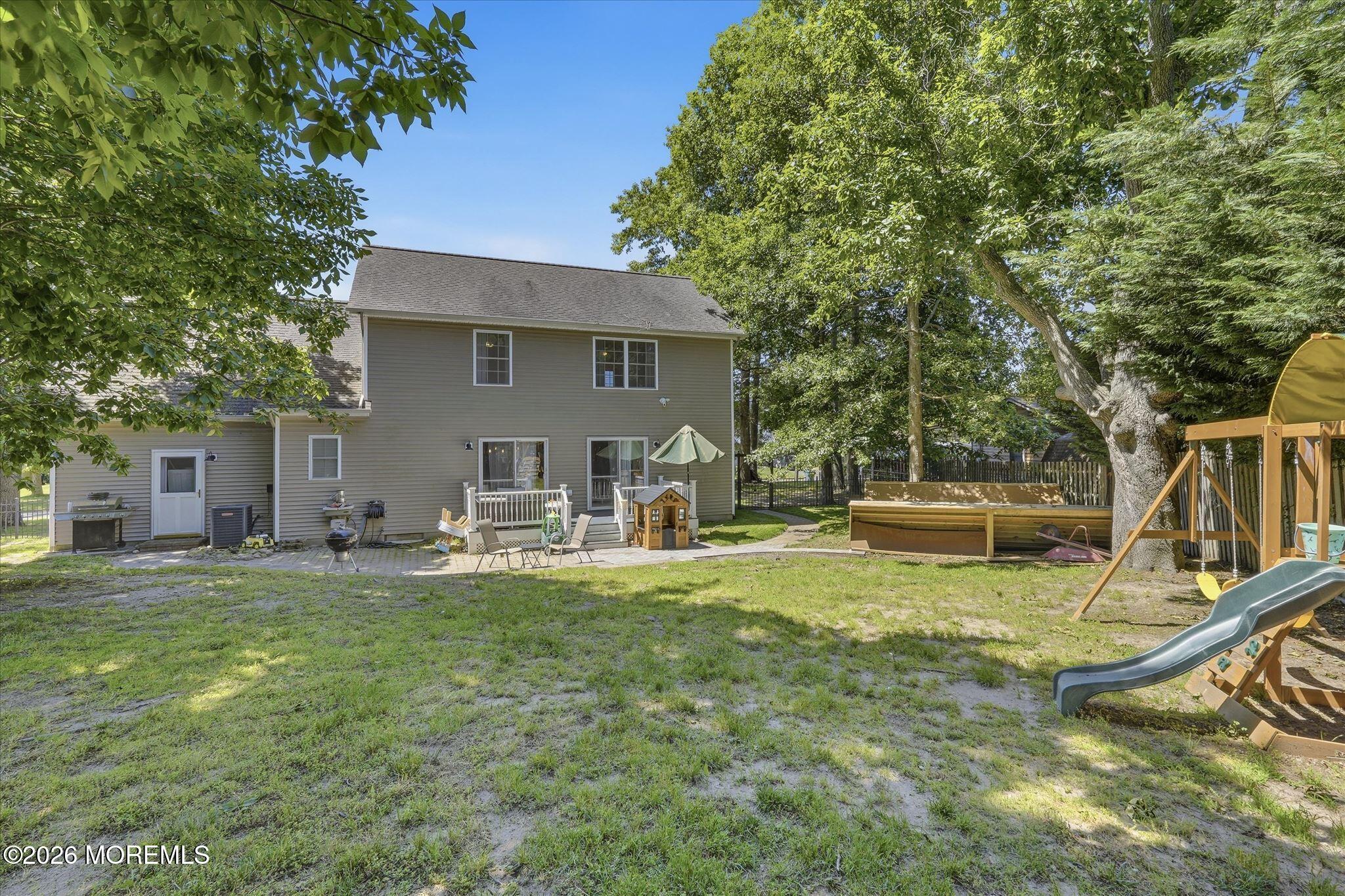 4 Greenbriar Drive
