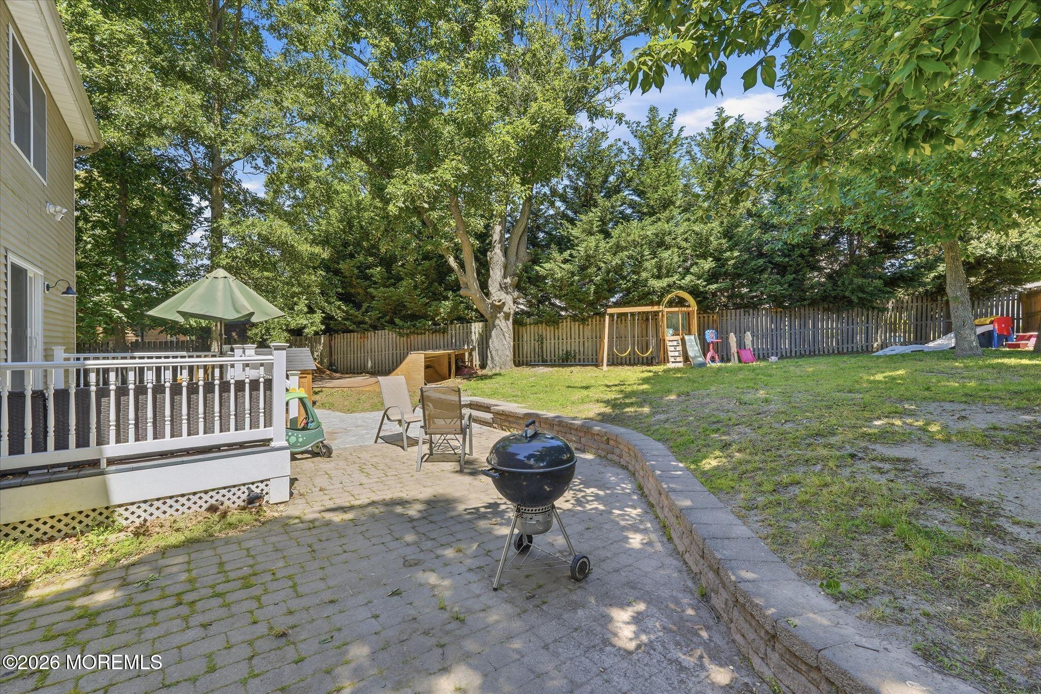 4 Greenbriar Drive