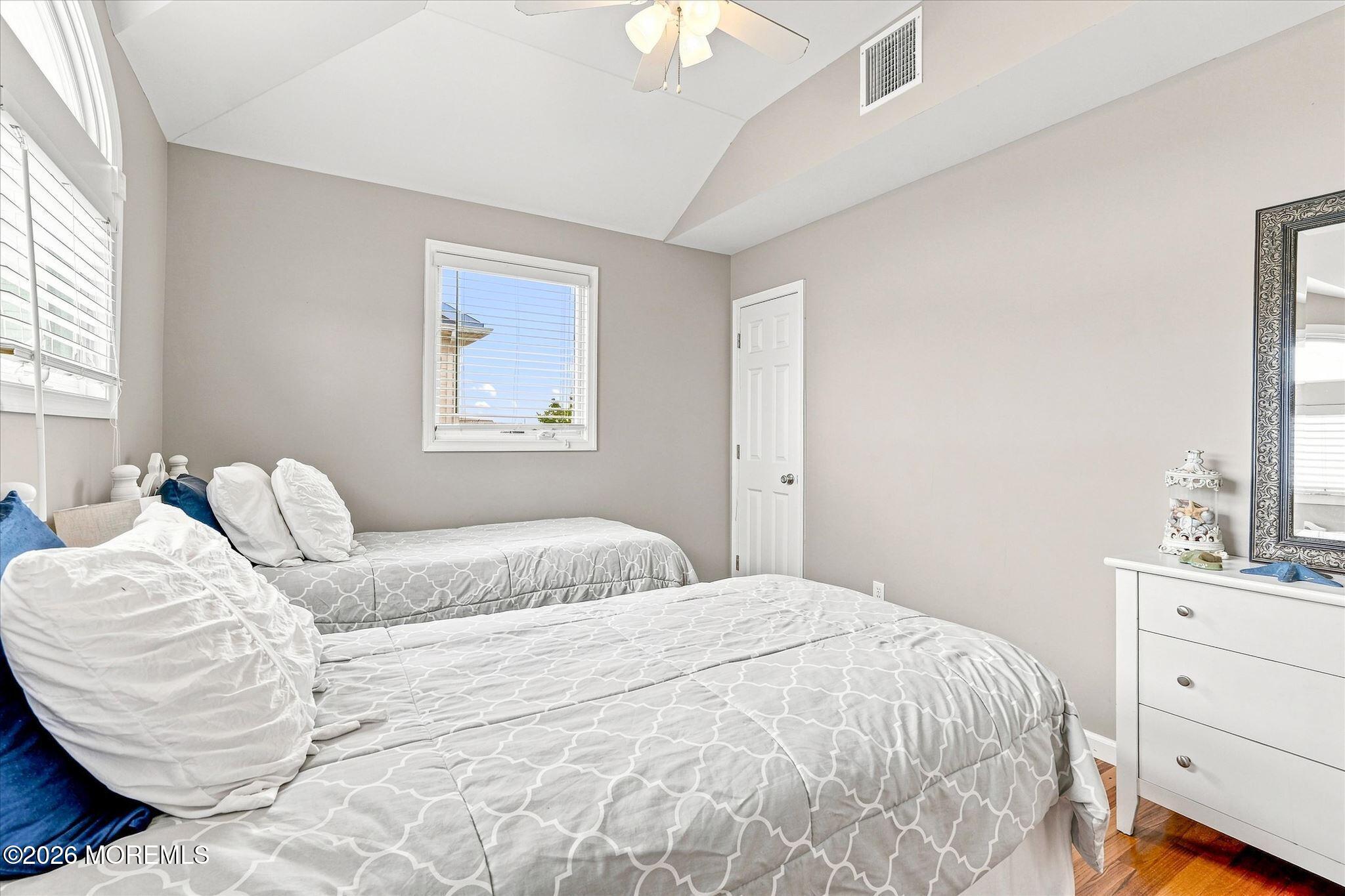 256 W 10th Street