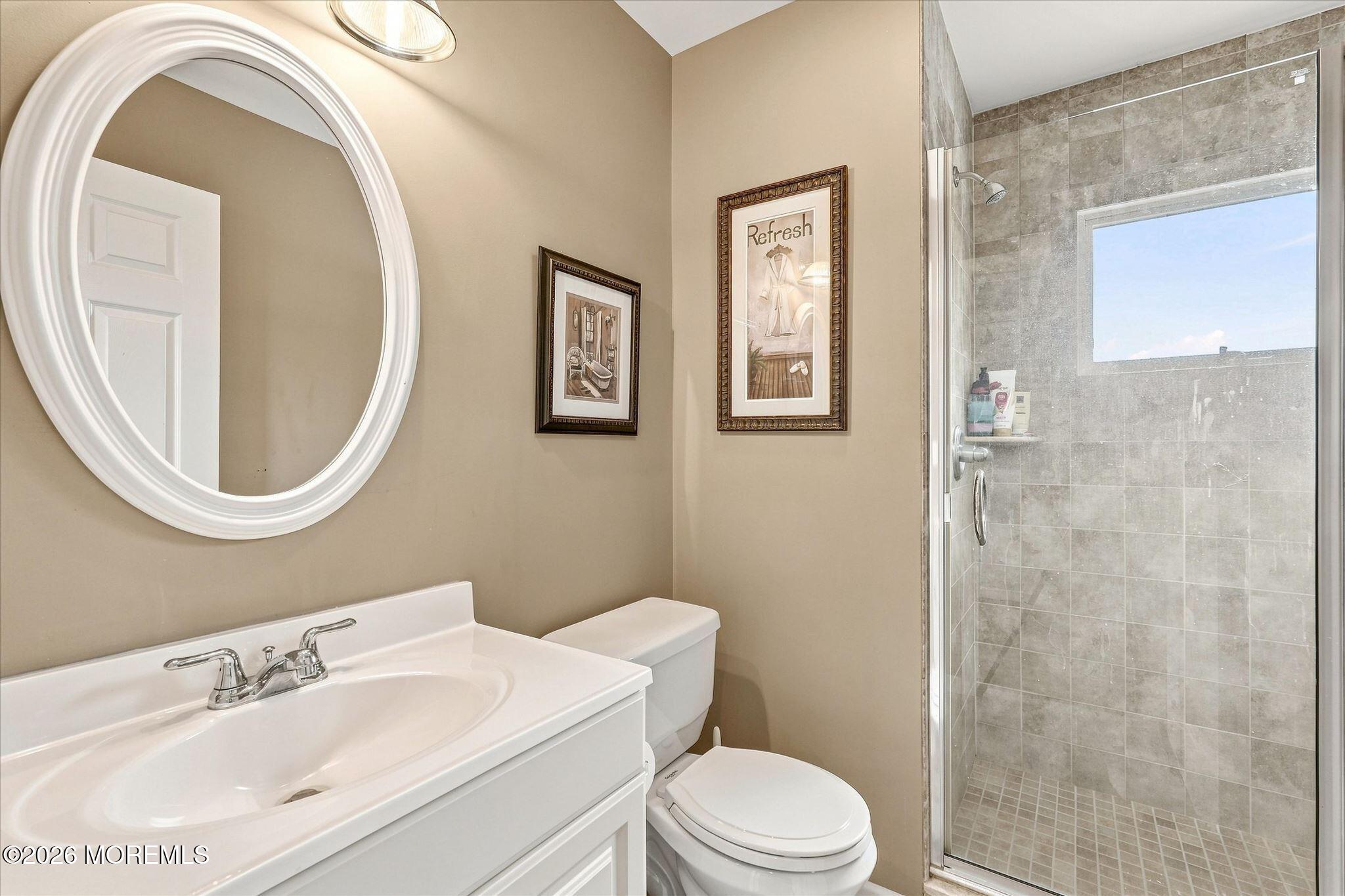 256 W 10th Street