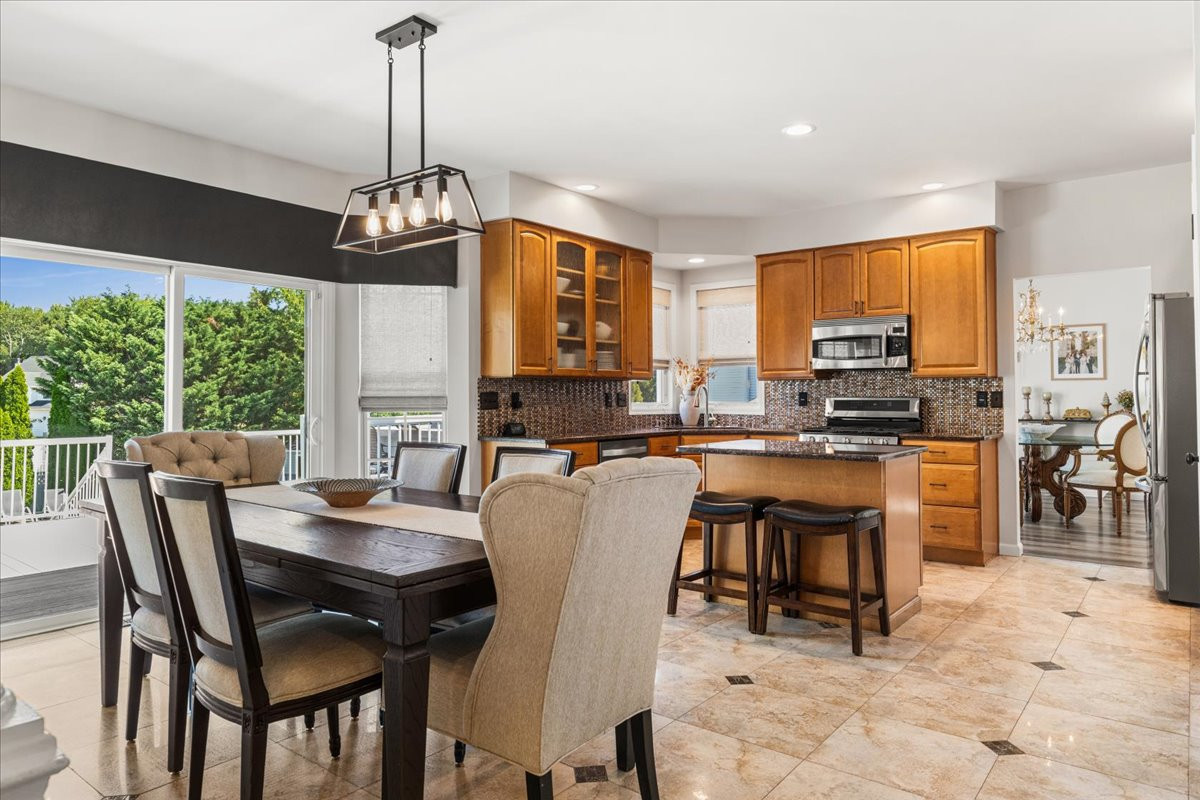 67 Winding Brook Drive