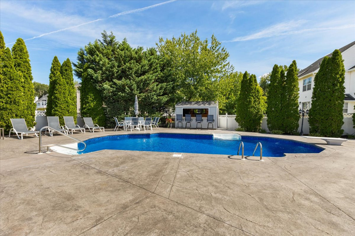 67 Winding Brook Drive