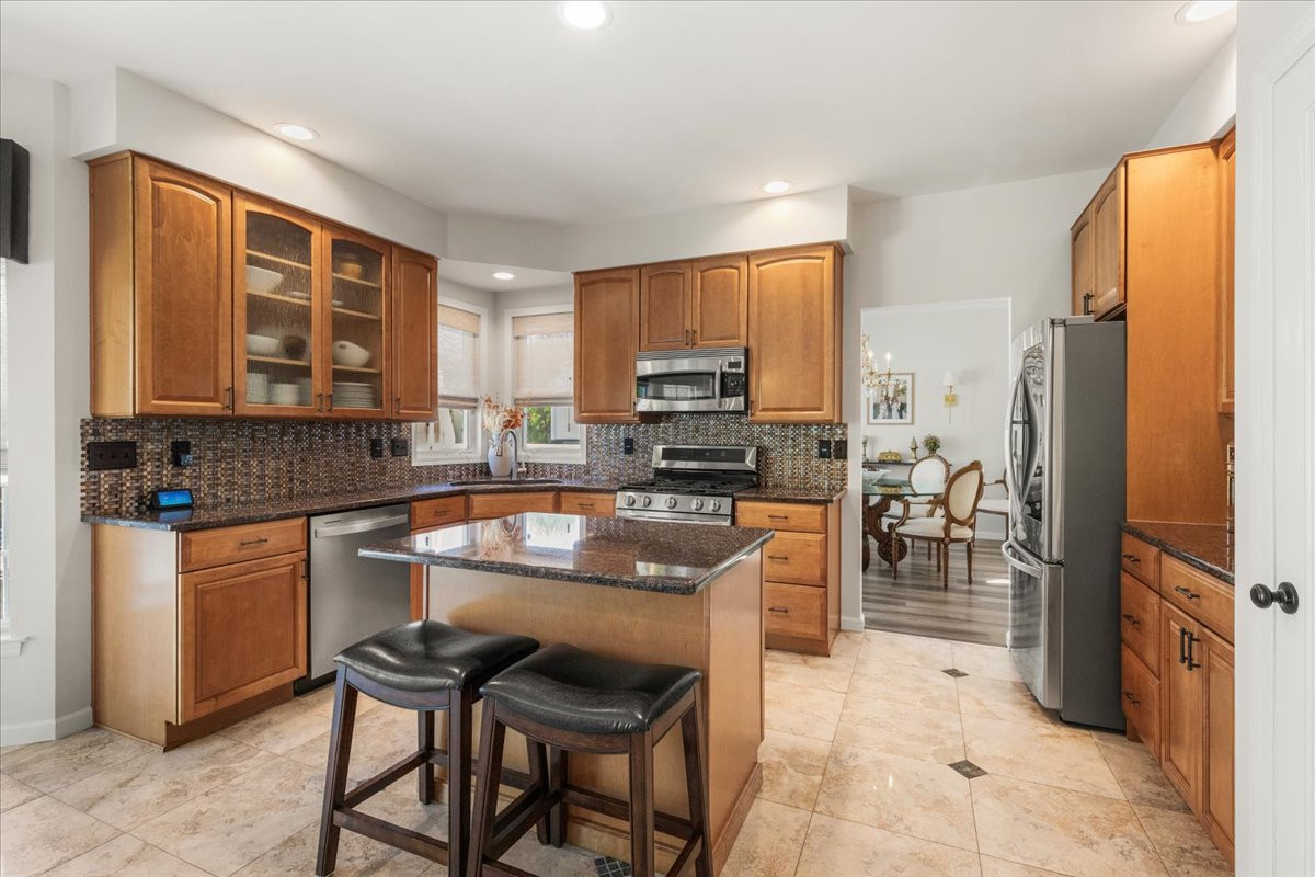 67 Winding Brook Drive