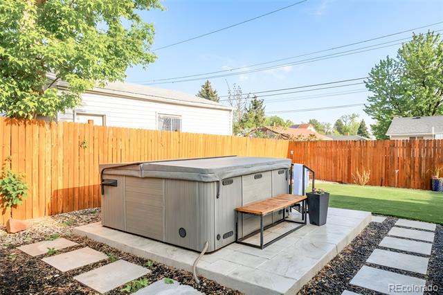 1434 S Canosa Court
