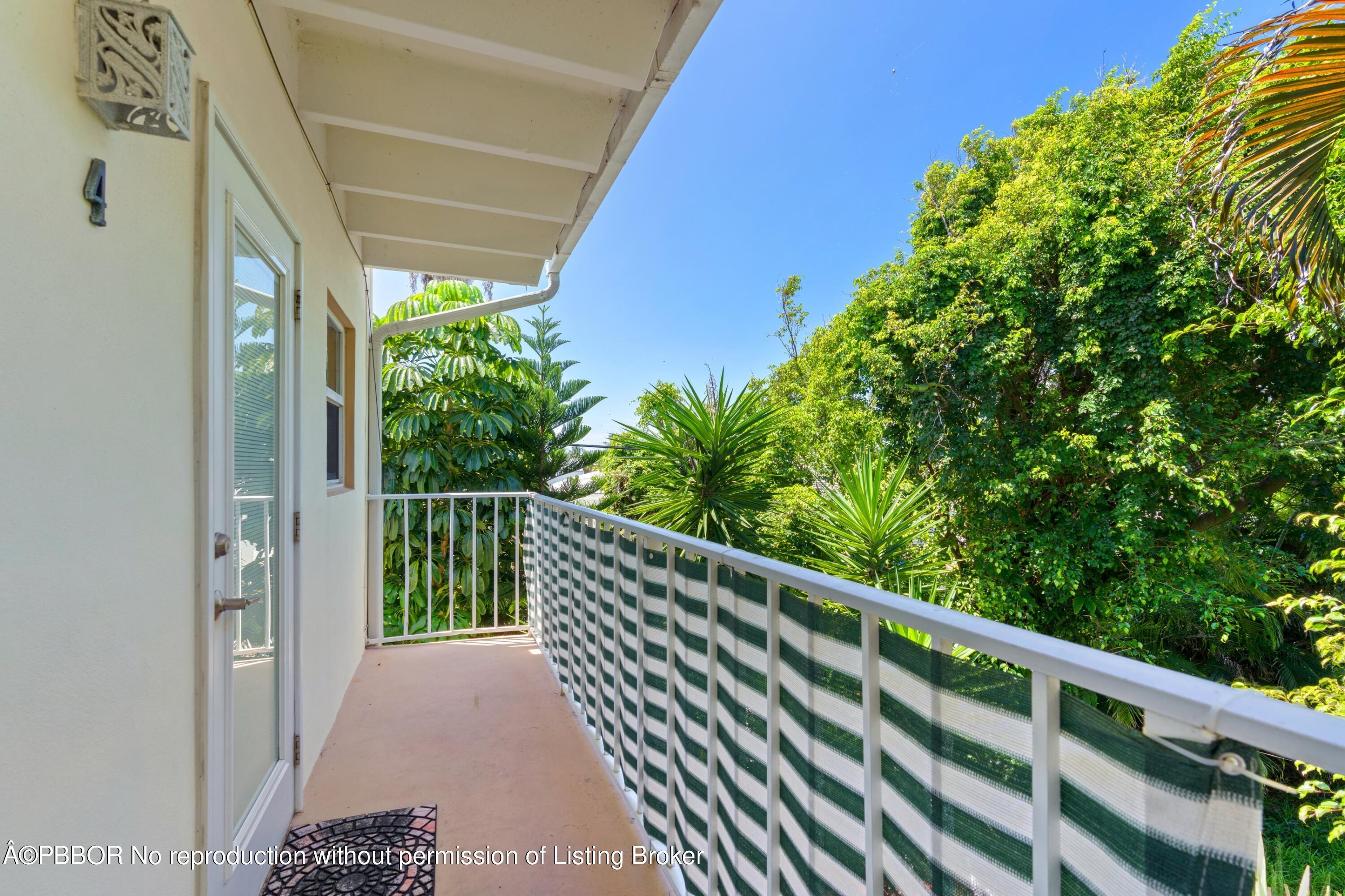 114 Cascade Lane, 4