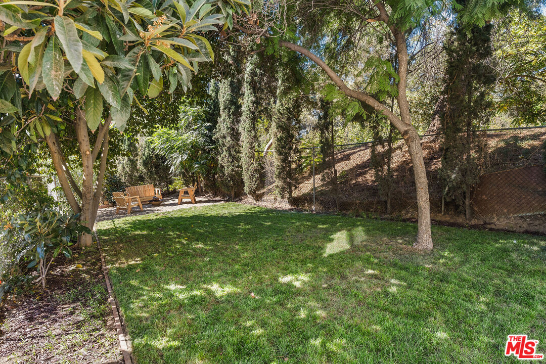 426 Rainbow Ave