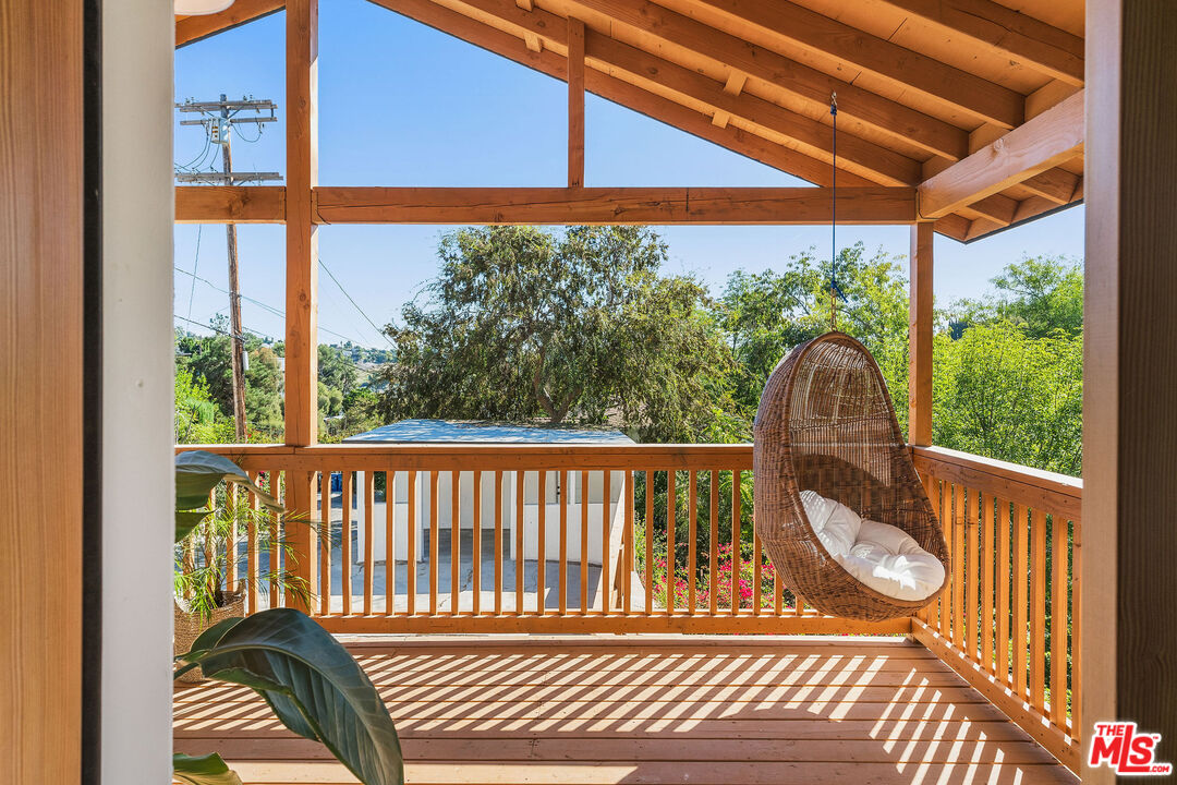 426 Rainbow Ave
