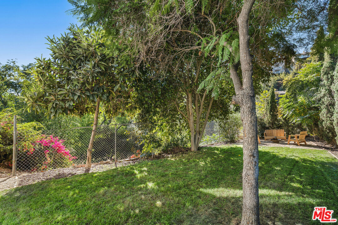 426 Rainbow Ave