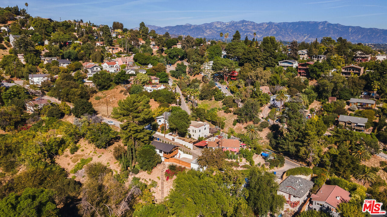426 Rainbow Ave