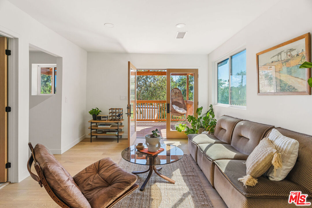 426 Rainbow Ave