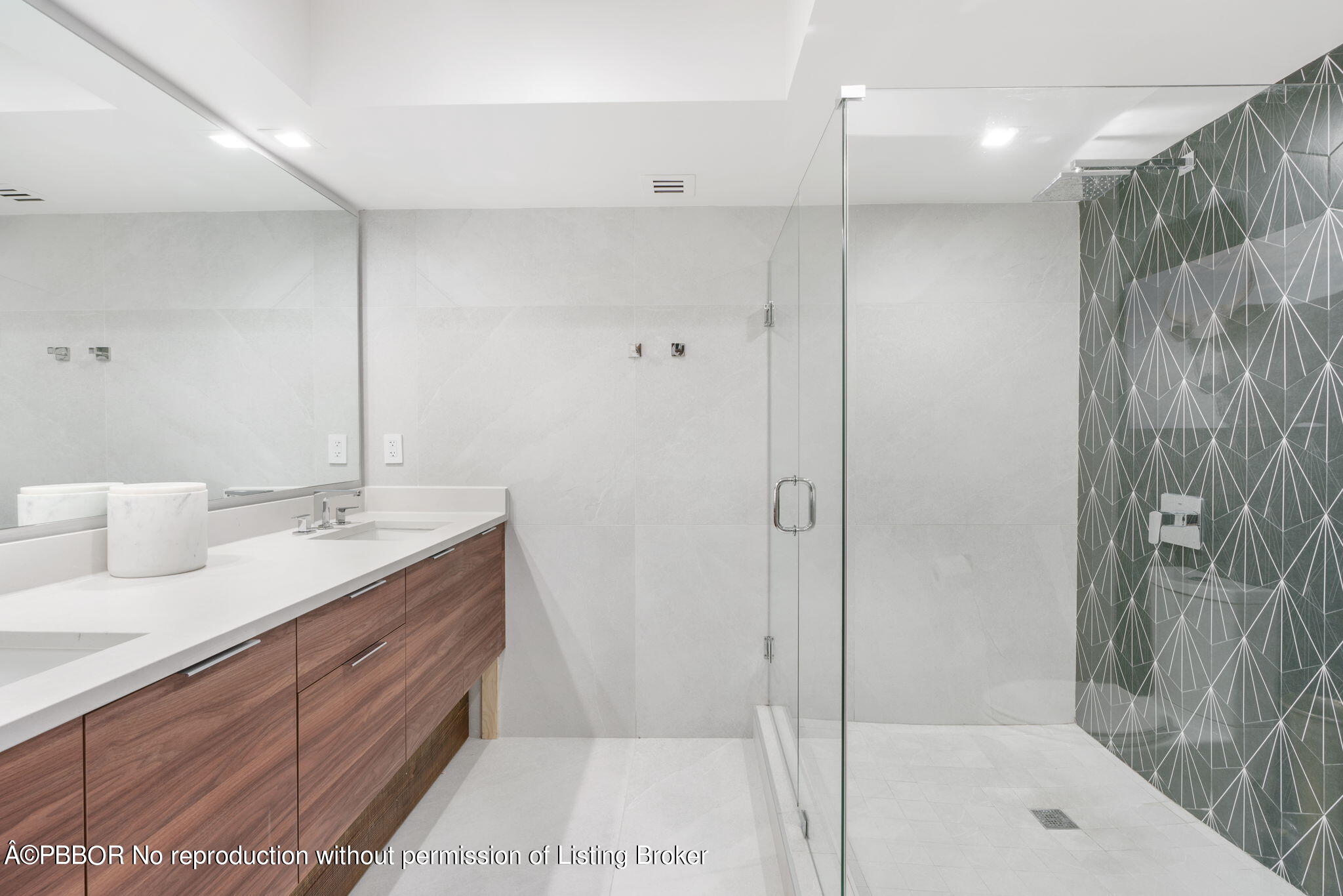 101 N Clematis Street, 503