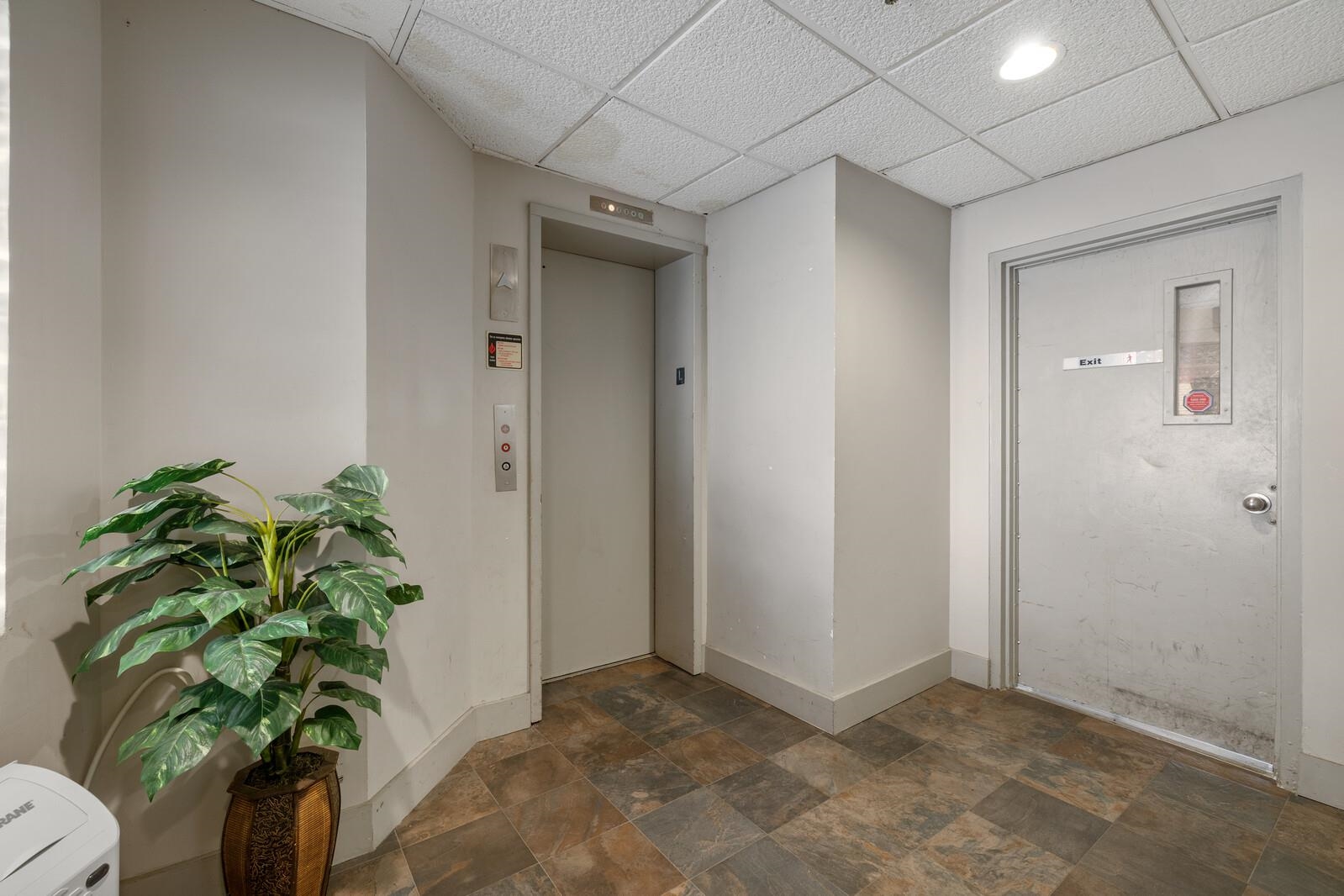10 PALISADE AVE Unit 4B