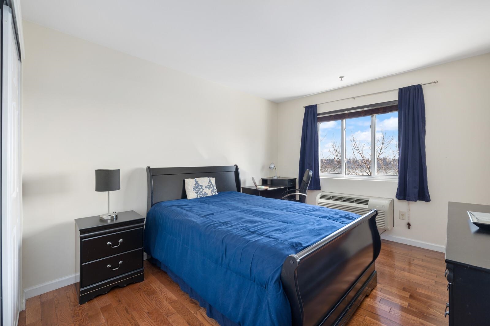 10 PALISADE AVE Unit 4B