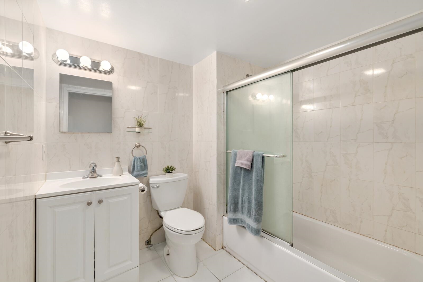 10 PALISADE AVE Unit 4B