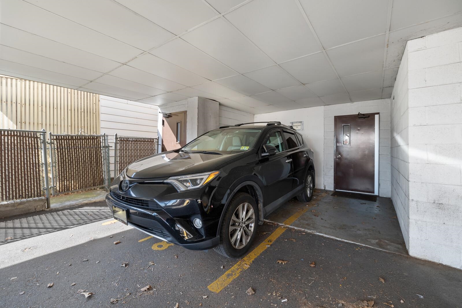 10 PALISADE AVE Unit 4B
