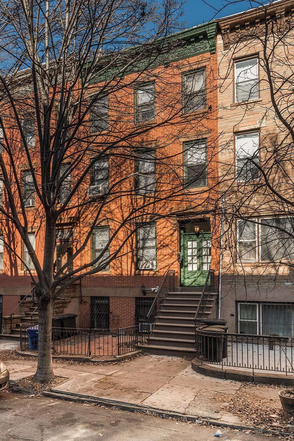 134 WAYNE ST
