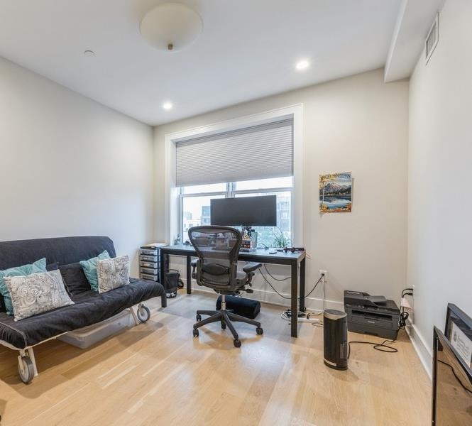 366 6TH ST Unit: 503