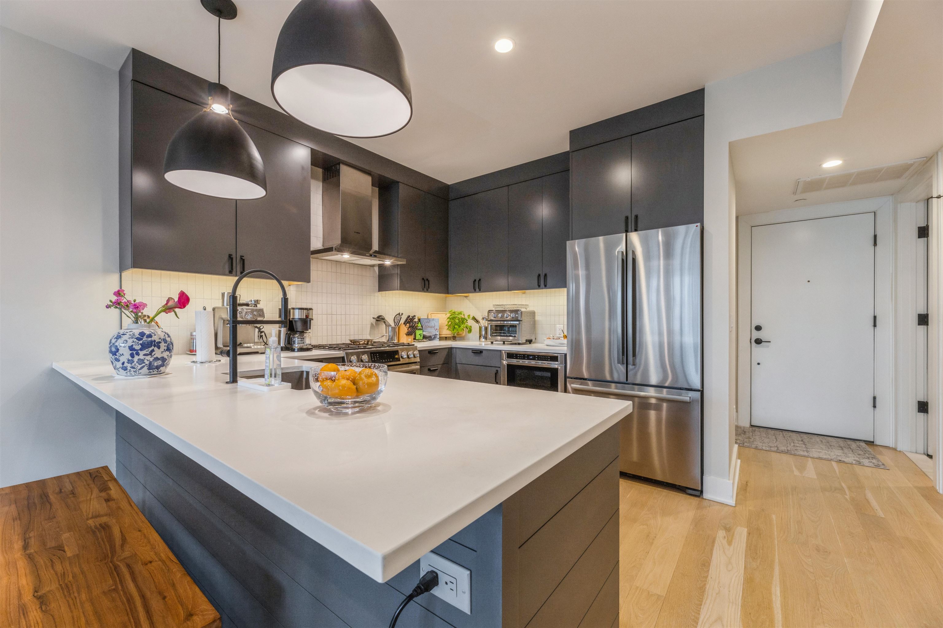 366 6TH ST Unit: 503