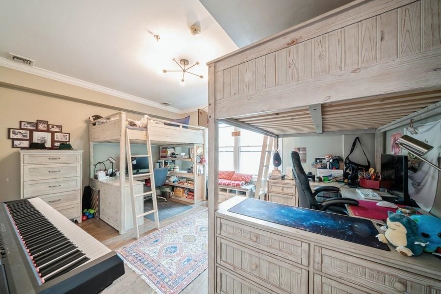 63 SUSSEX ST Unit: 3