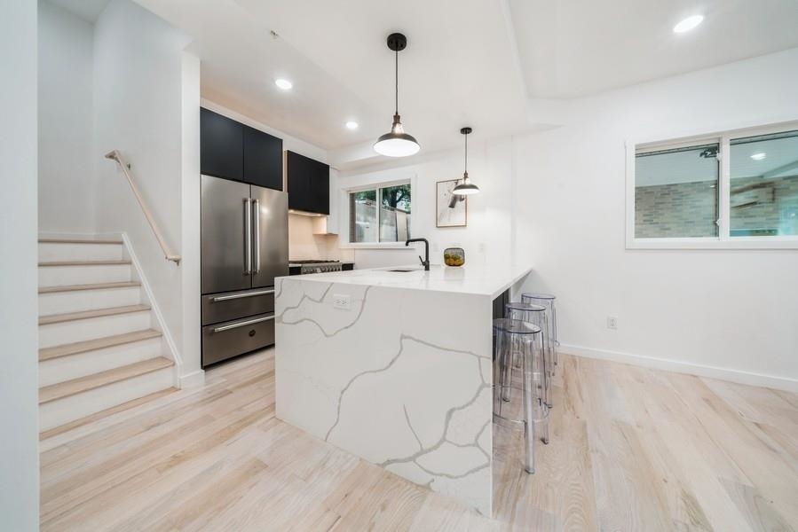 310 4TH ST Unit: 1