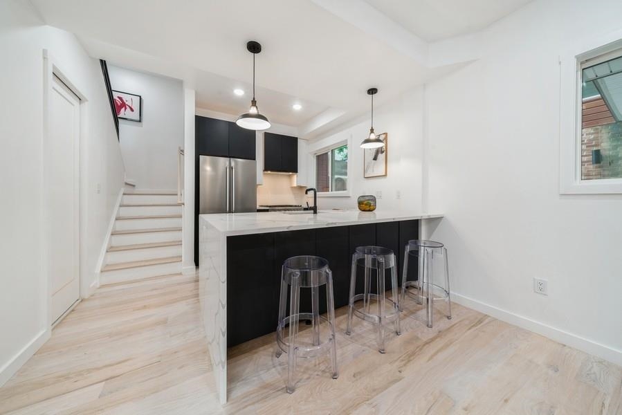 310 4TH ST Unit: 1