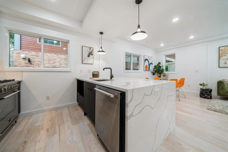 310 4TH ST Unit: 1