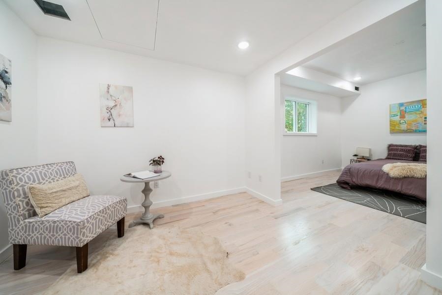 310 4TH ST Unit: 1