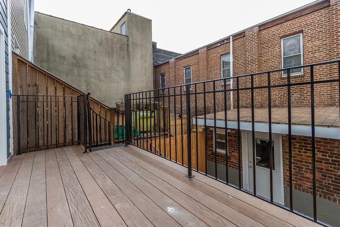 317 HALLADAY ST