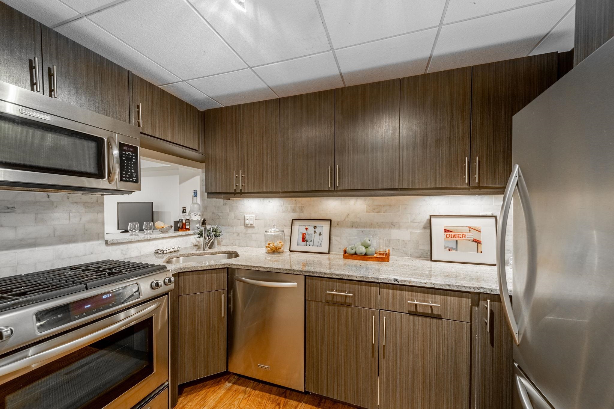 357 VARICK ST Unit 228
