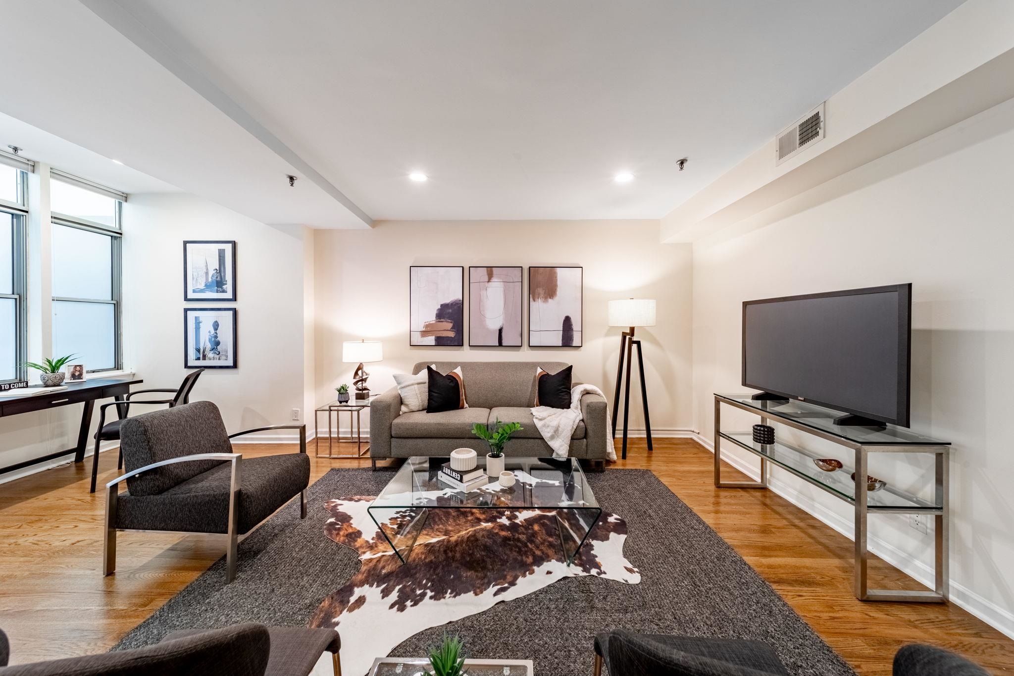 357 VARICK ST Unit 228