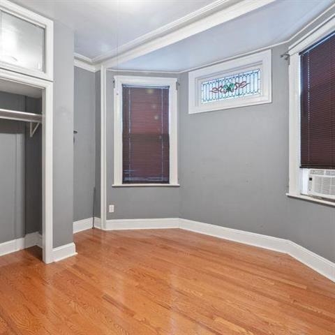 19 49TH ST